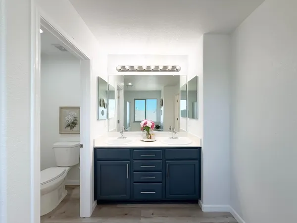 $569,900 | 1677 Brookglen Drive, Olivehurst, CA 95961