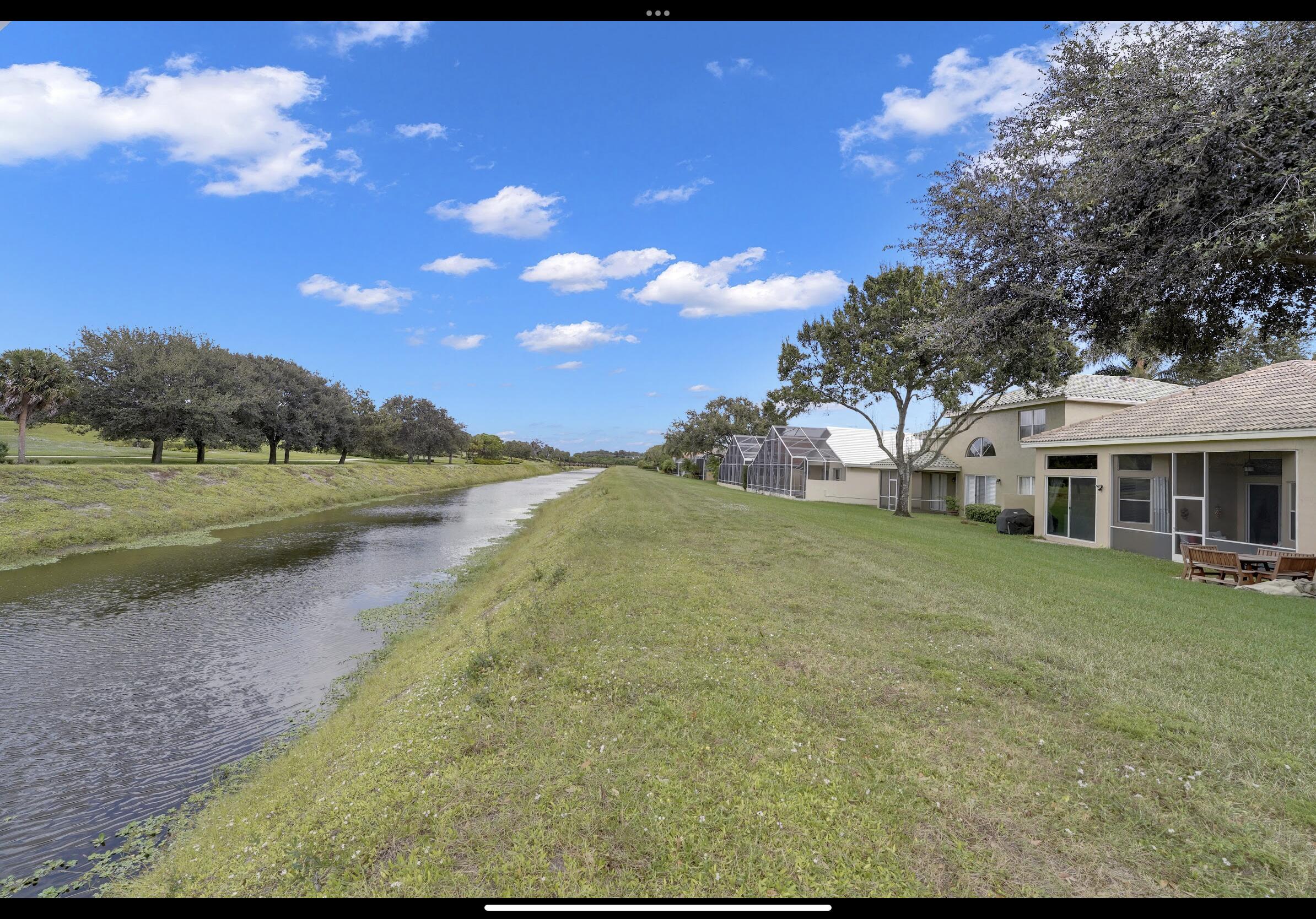 7922 Monarch Court Delray Beach, FL 33446 - Photo 19 of 31 a view of a house with a yard