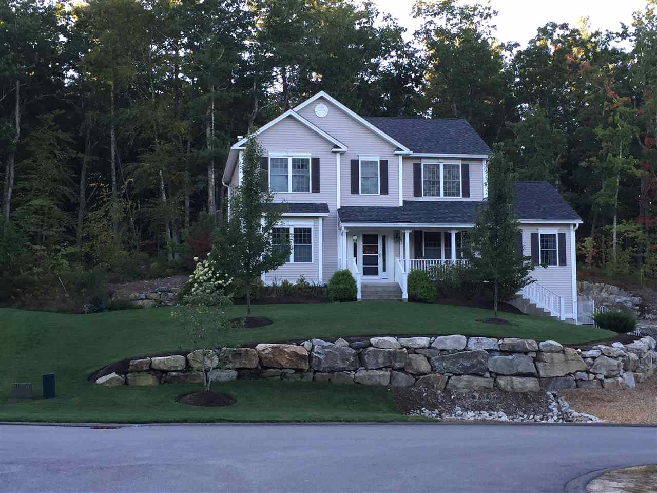 63 Grapevine Road Bedford, NH 03110 - Photo 3 of 36