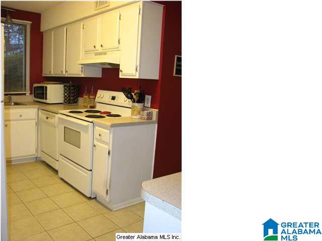 408 Running Brook Road, Unit 408 Hoover, AL 35226 - Photo 10 of 31