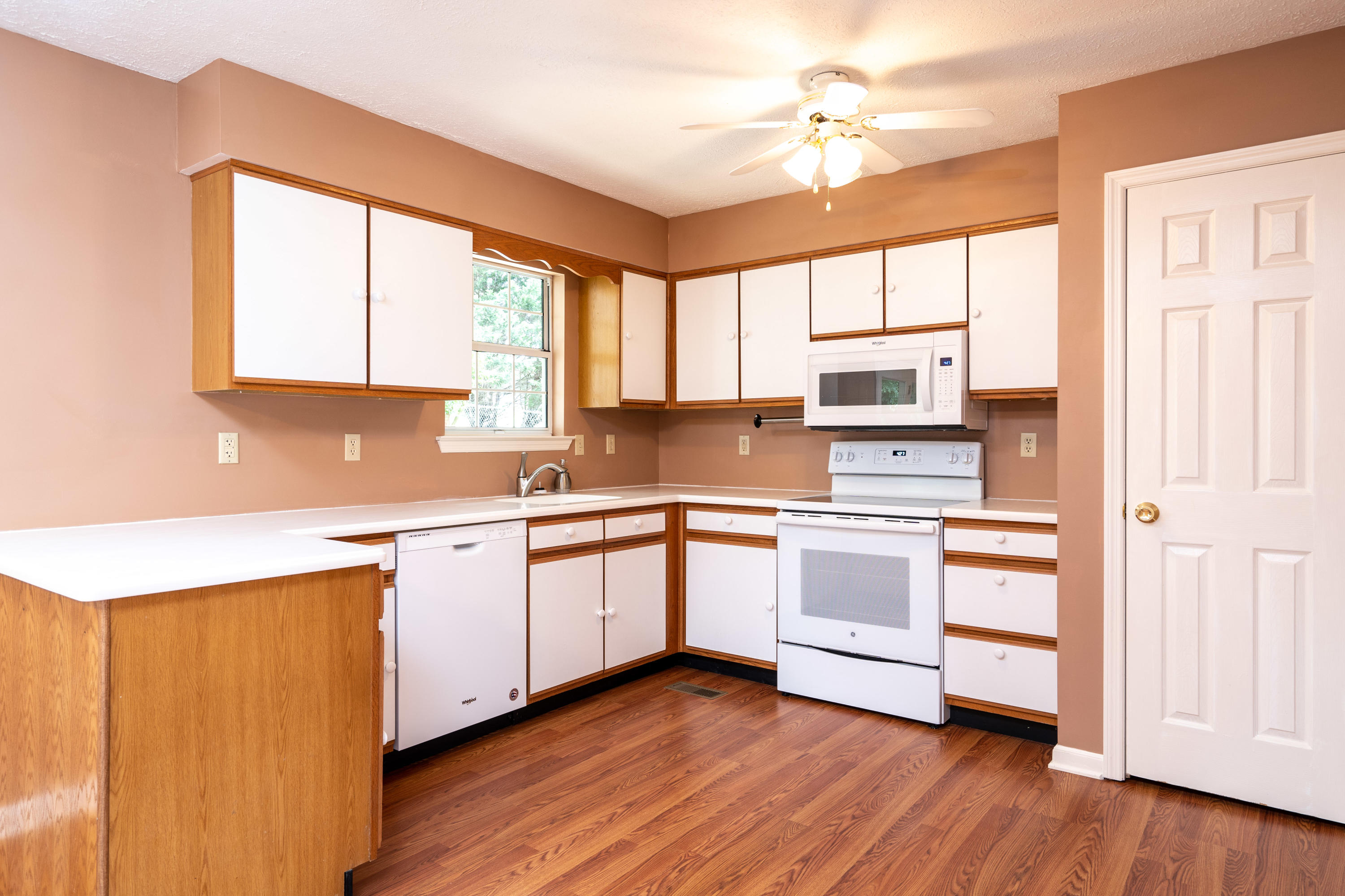 195 Misty Ridge Lane Ringgold, GA 30736 - Photo 13 of 28 Kitchen