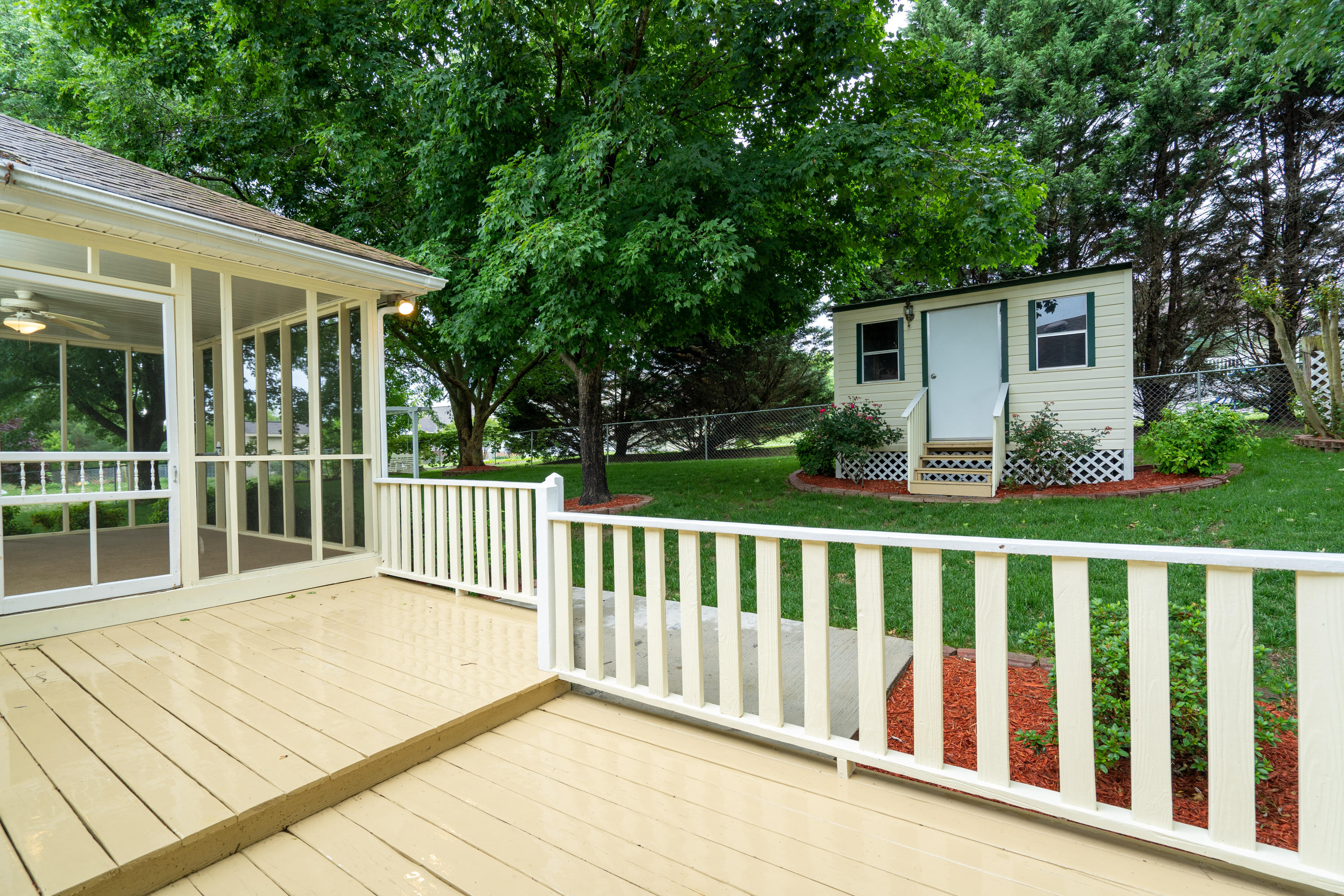 195 Misty Ridge Lane Ringgold, GA 30736 - Photo 3 of 28 Back Deck