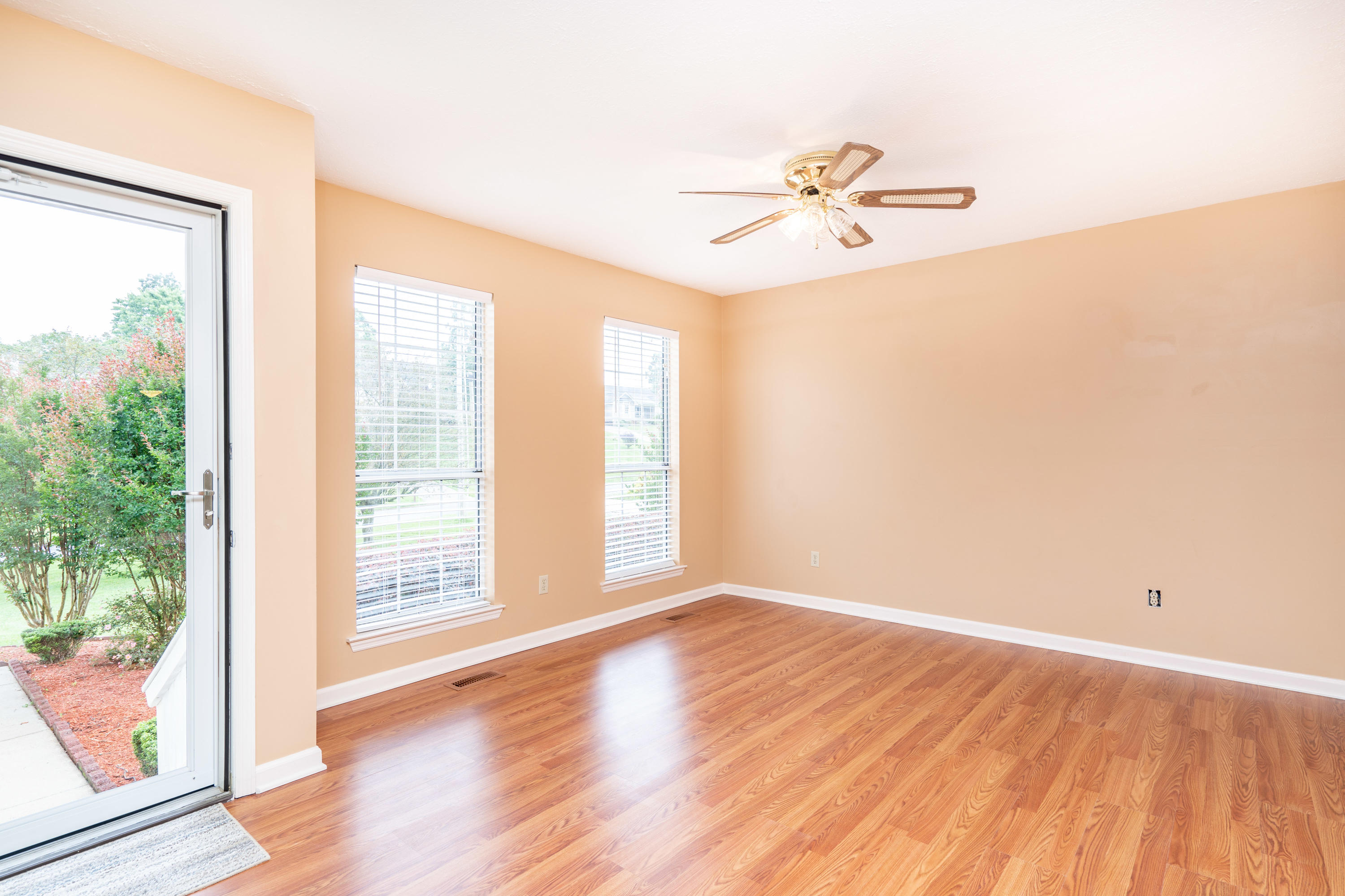 195 Misty Ridge Lane Ringgold, GA 30736 - Photo 10 of 28 Family Room