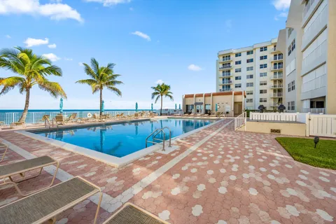 $499,900 | 3520 South Ocean Boulevard, Unit L306, South Palm Beach, FL 33480