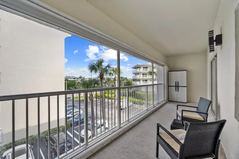 $499,900 | 3520 South Ocean Boulevard, Unit L306, South Palm Beach, FL 33480
