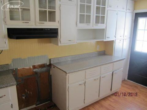 10465 Elms Road Montrose, MI 48457 - Photo 5 of 8 20114489-4.JPG
