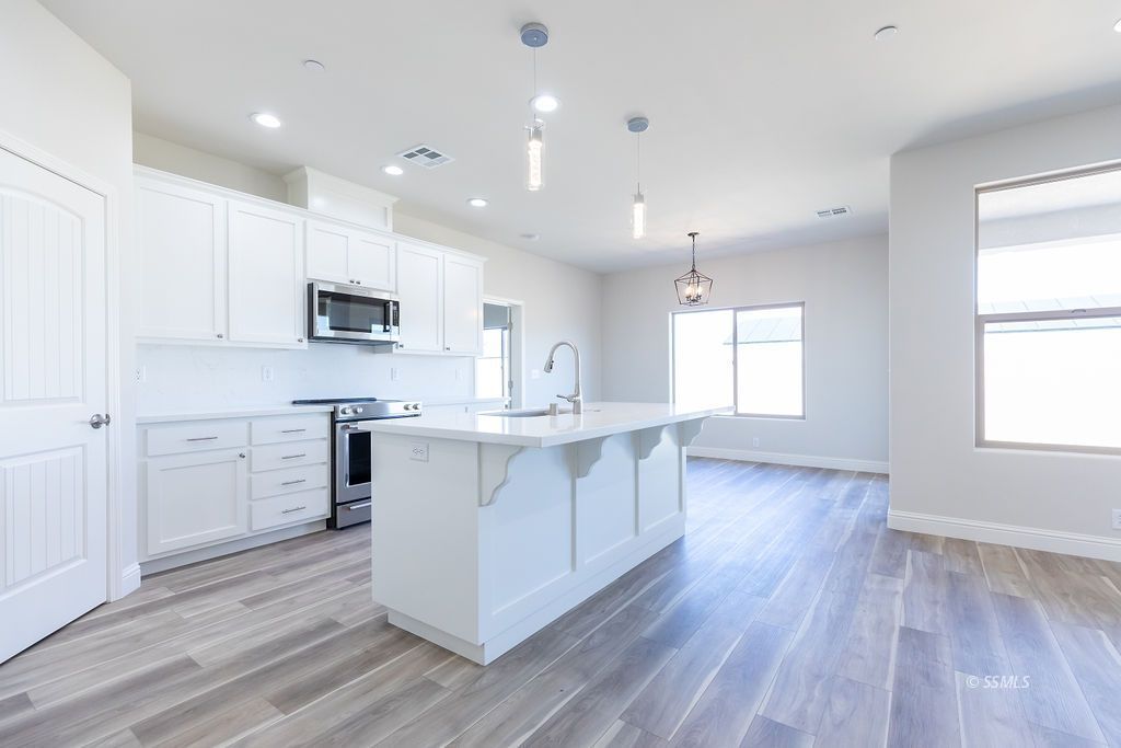 332 Thomas Street Ridgecrest, CA 93555 - Photo 13 of 36 Gallery Image 13