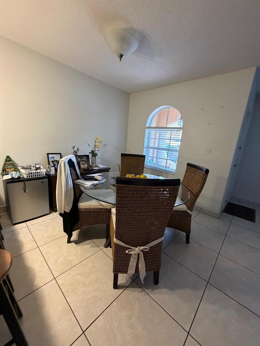 3858 Southwest 153rd Place Miami, FL 33185 - Photo 12 of 37