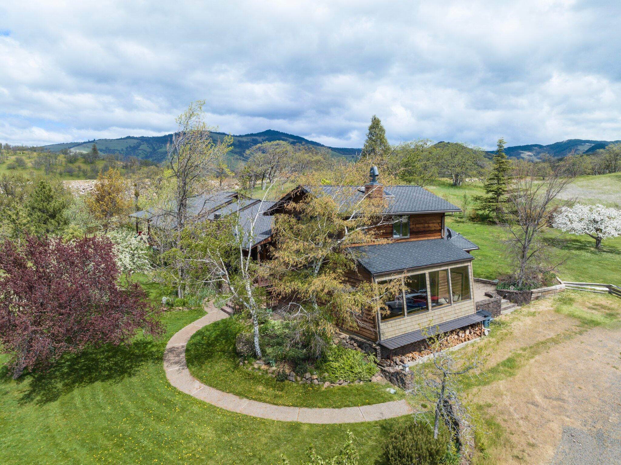 170 Emigrant Lake Road Ashland, OR 97520 - Photo 69 of 86 117-web-or-mls-DJI_0383