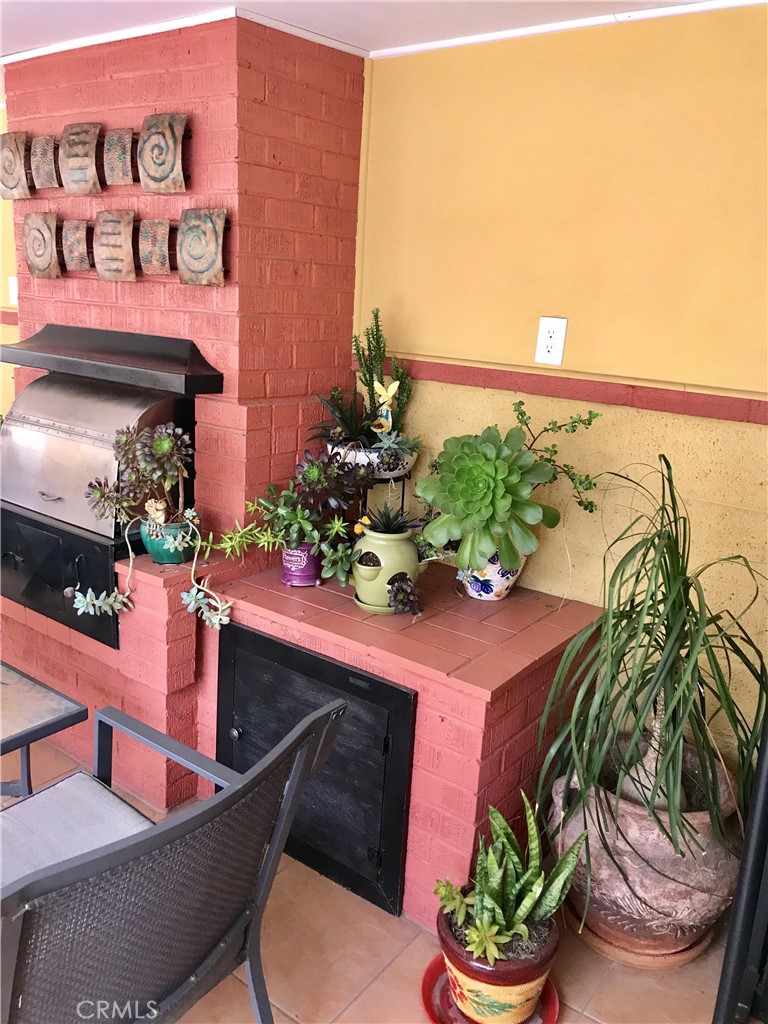 9206 Rendalia Street Bellflower, CA 90706 - Photo 19 of 27 a front view of a house