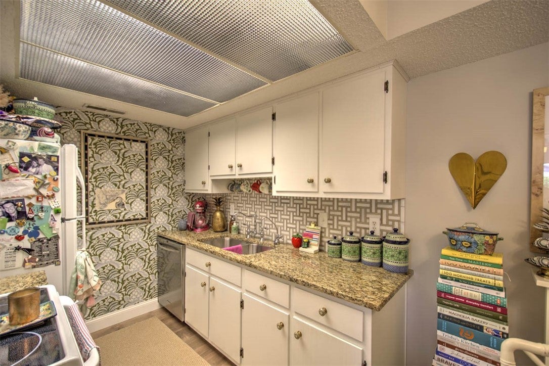 421 Woodside Trail Decatur, IL 62521 - Photo 7 of 14 Gallery Image 7