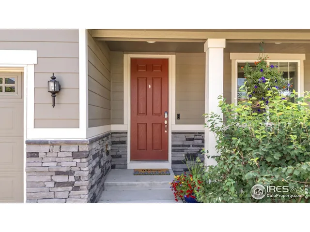 a black and white photo of a house