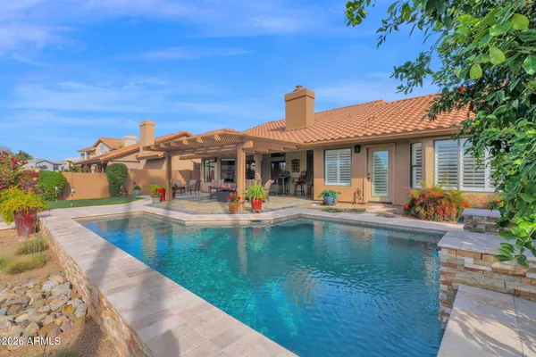 $1,020,000 | 518 South Lagoon Drive, Gilbert, AZ 85233