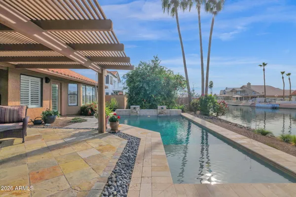 $1,020,000 | 518 South Lagoon Drive, Gilbert, AZ 85233