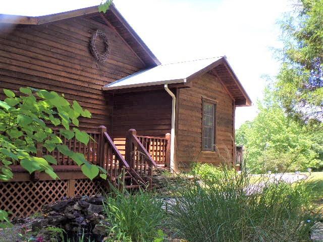 2031 Milky Way Road Jamestown, TN 38556 - Photo 2 of 40 20181210203611994495000000-o