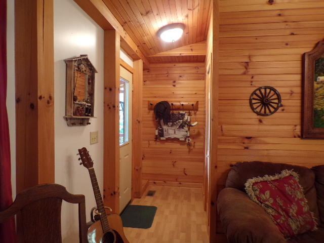 2031 Milky Way Road Jamestown, TN 38556 - Photo 8 of 40 20180524013757747009000000-o