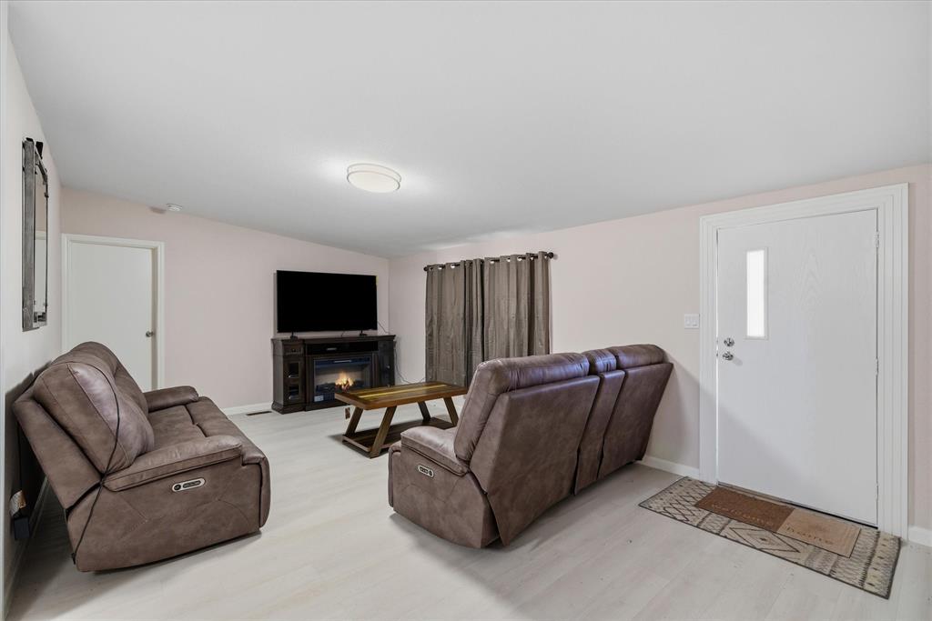 9636 Fm 3094 Scurry, TX 75158 - Photo 7 of 28