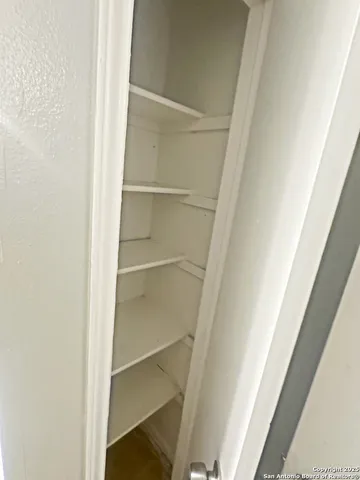 $1,200 | 7502 Oak Chase, Unit 7504, San Antonio, TX 78239