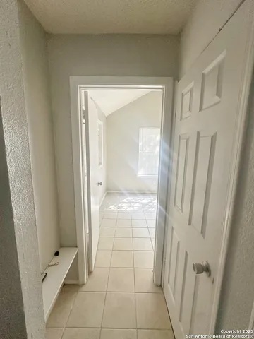 $1,200 | 7502 Oak Chase, Unit 7504, San Antonio, TX 78239