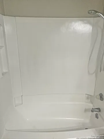 $1,200 | 7502 Oak Chase, Unit 7504, San Antonio, TX 78239