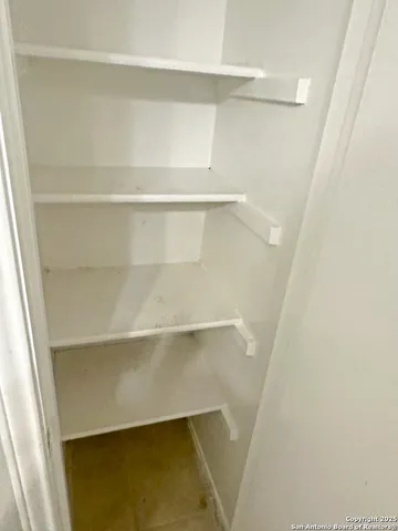 $1,200 | 7502 Oak Chase, Unit 7504, San Antonio, TX 78239