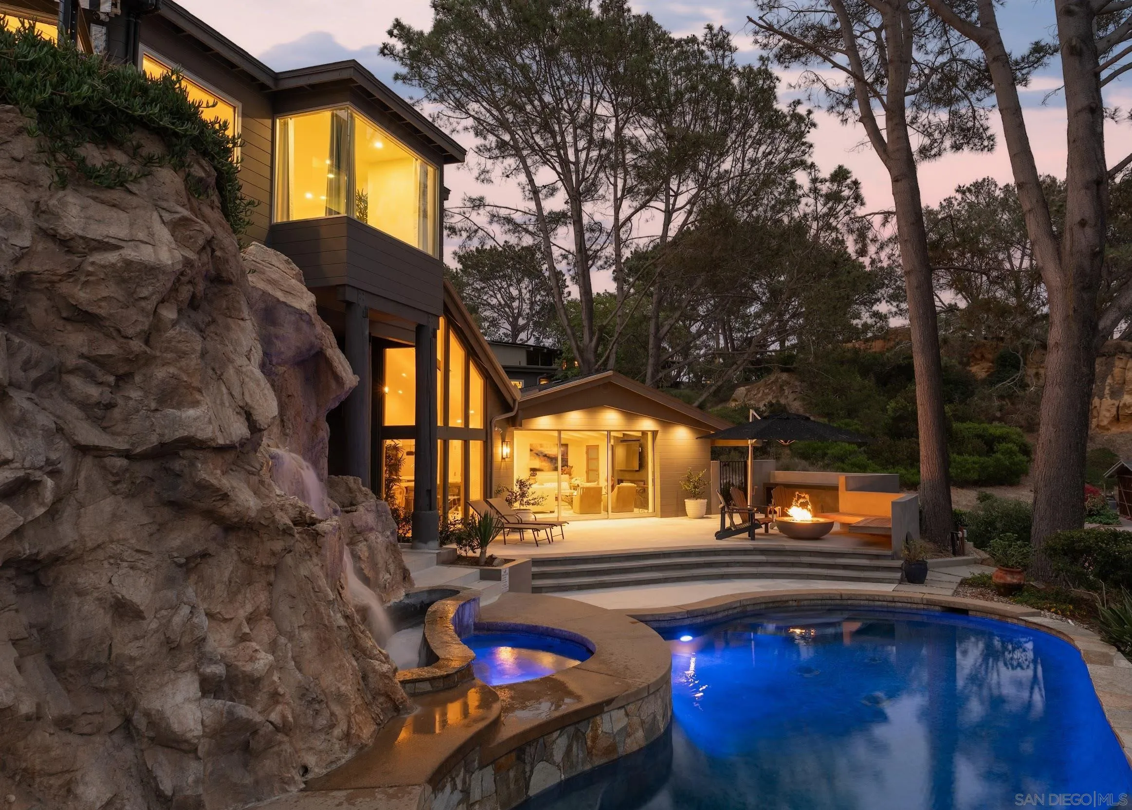 390 Hidden Pines Road Del Mar, CA 92014 - Photo 1 of 49 Gallery Image 1