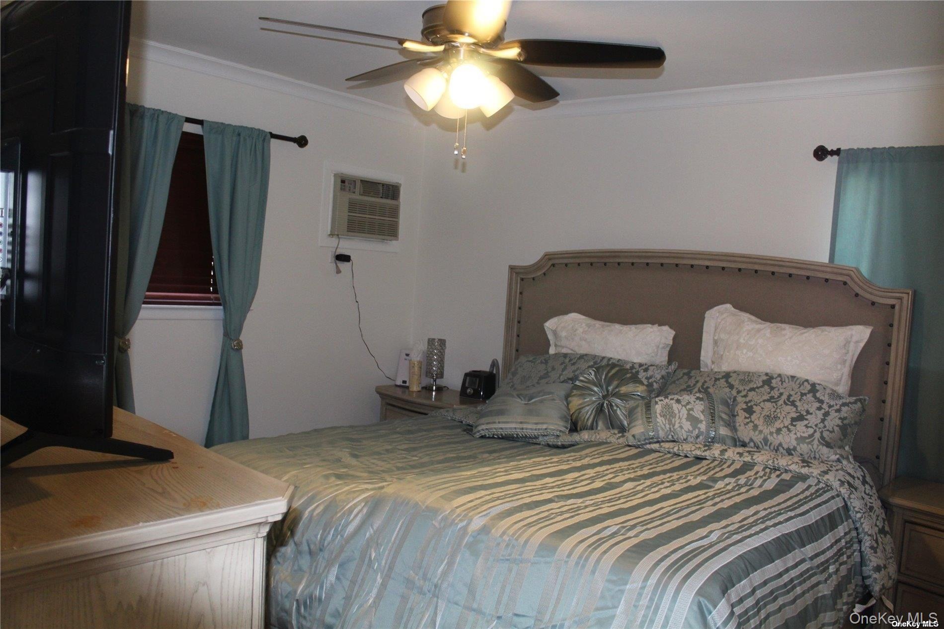860 Udall Road West Islip, NY 11795 - Photo 9 of 16