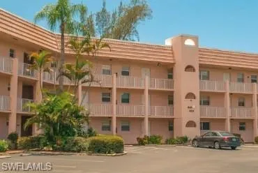 $1,695 | 400 Forest Lakes Boulevard, Unit 302, Naples, FL 34105