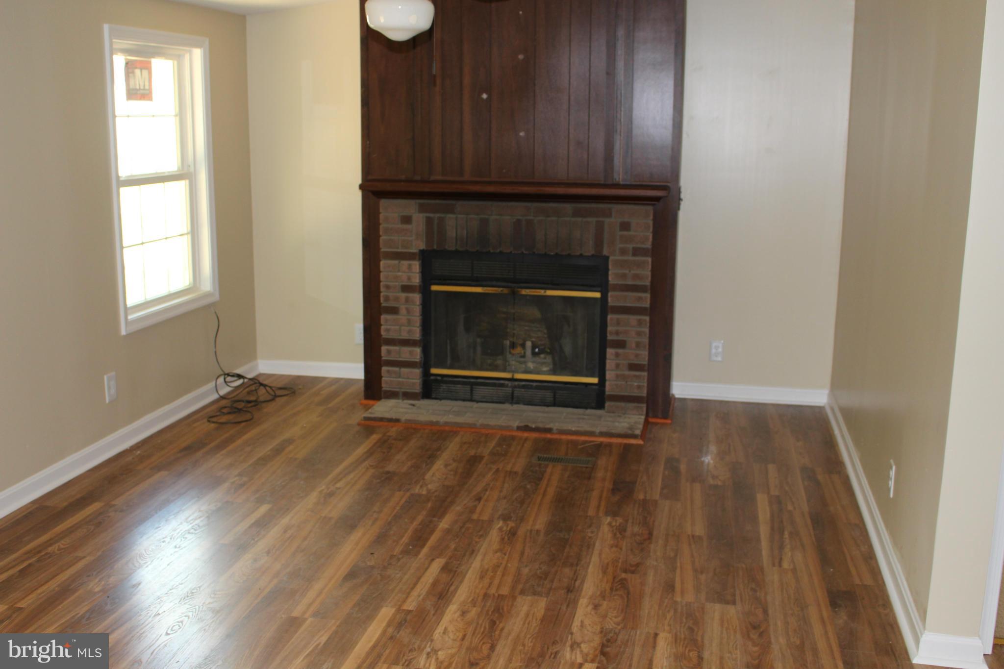 5812 Towles Mill Road Partlow, VA 22534 - Photo 4 of 8 Family Room