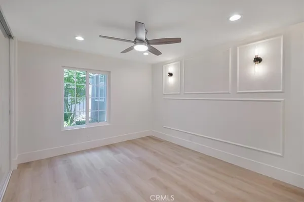 $690,000 | 229 Springview, Irvine, CA 92620