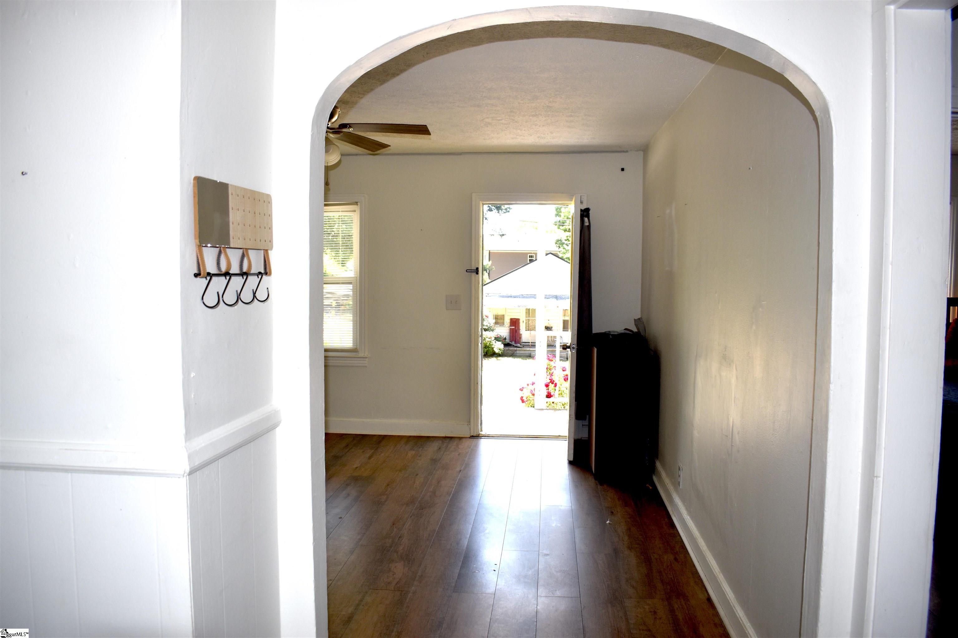 500 West 4th Avenue Easley, SC 29640 - Photo 7 of 25
