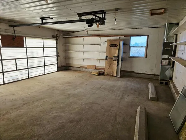 $259,900 | 15518 East 850th Road, Mound City, KS 66056