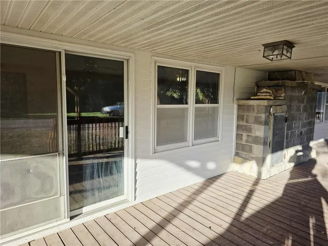 $259,900 | 15518 East 850th Road, Mound City, KS 66056