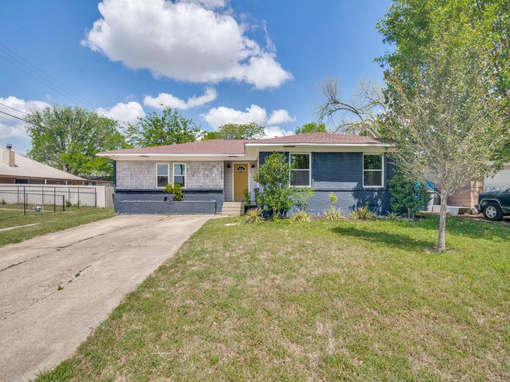 2315 Inadale Avenue Dallas, TX 75228 - Photo 1 of 36
