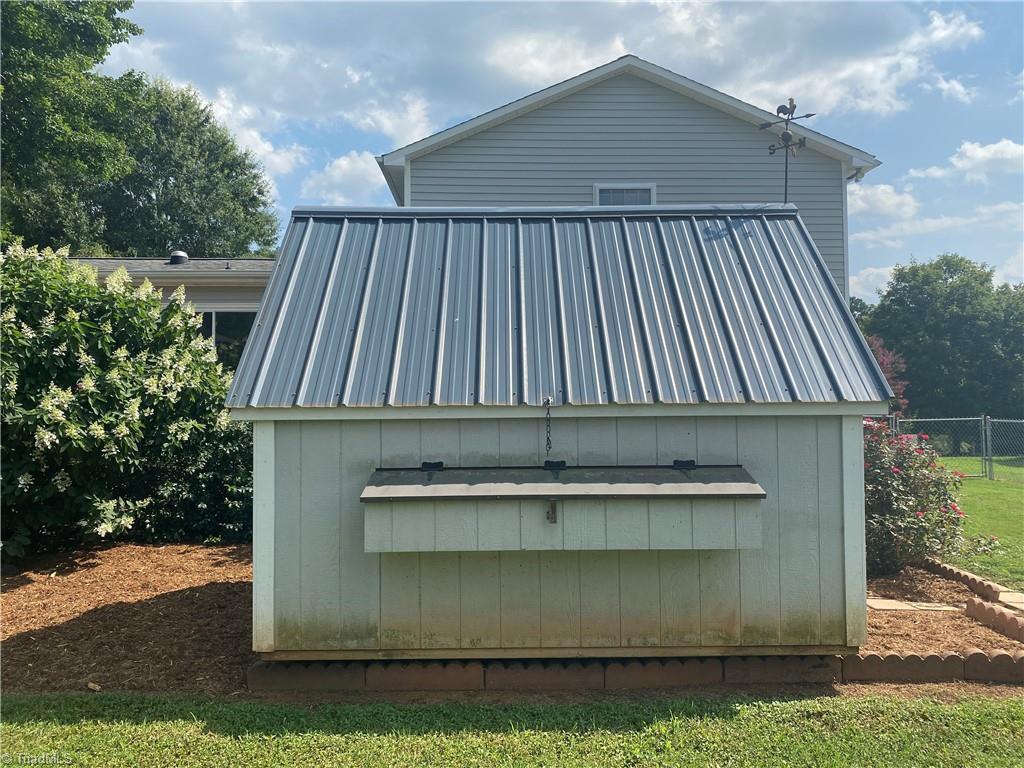 7075 Marshall Road Lewisville, NC 27023 - Photo 8 of 12 Gallery Image 8