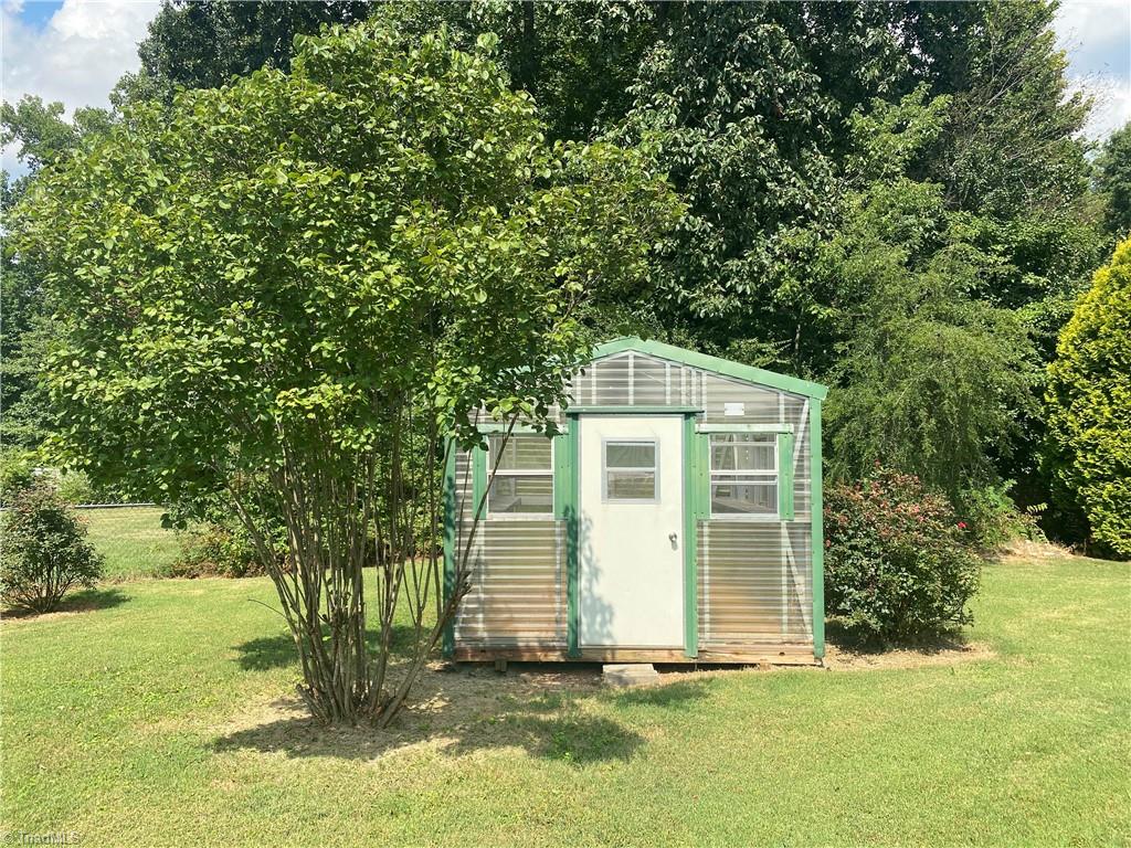 7075 Marshall Road Lewisville, NC 27023 - Photo 9 of 12 Gallery Image 9