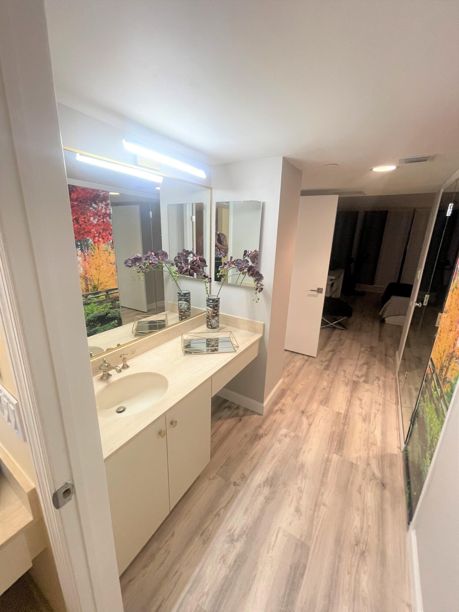 4101 North Ocean Boulevard, Unit 308 Boca Raton, FL 33431 - Photo 17 of 43 Hall