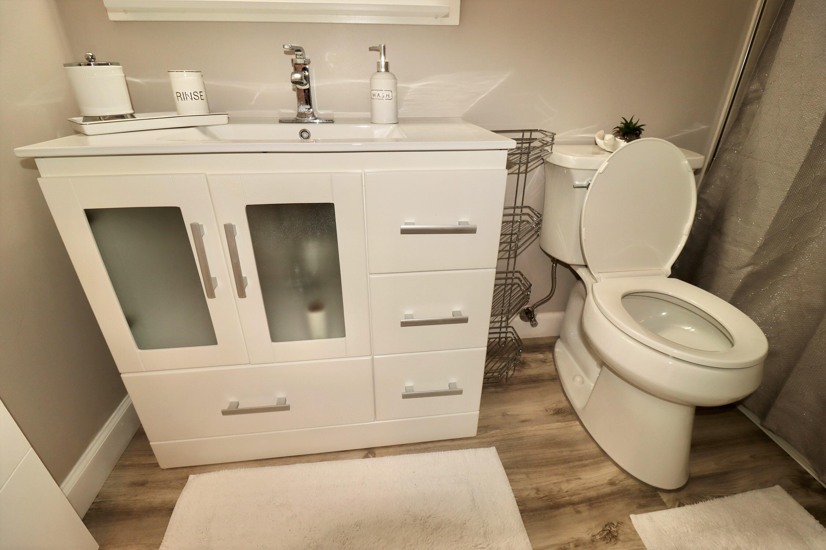 4101 North Ocean Boulevard, Unit 308 Boca Raton, FL 33431 - Photo 30 of 43 Second Bathroom