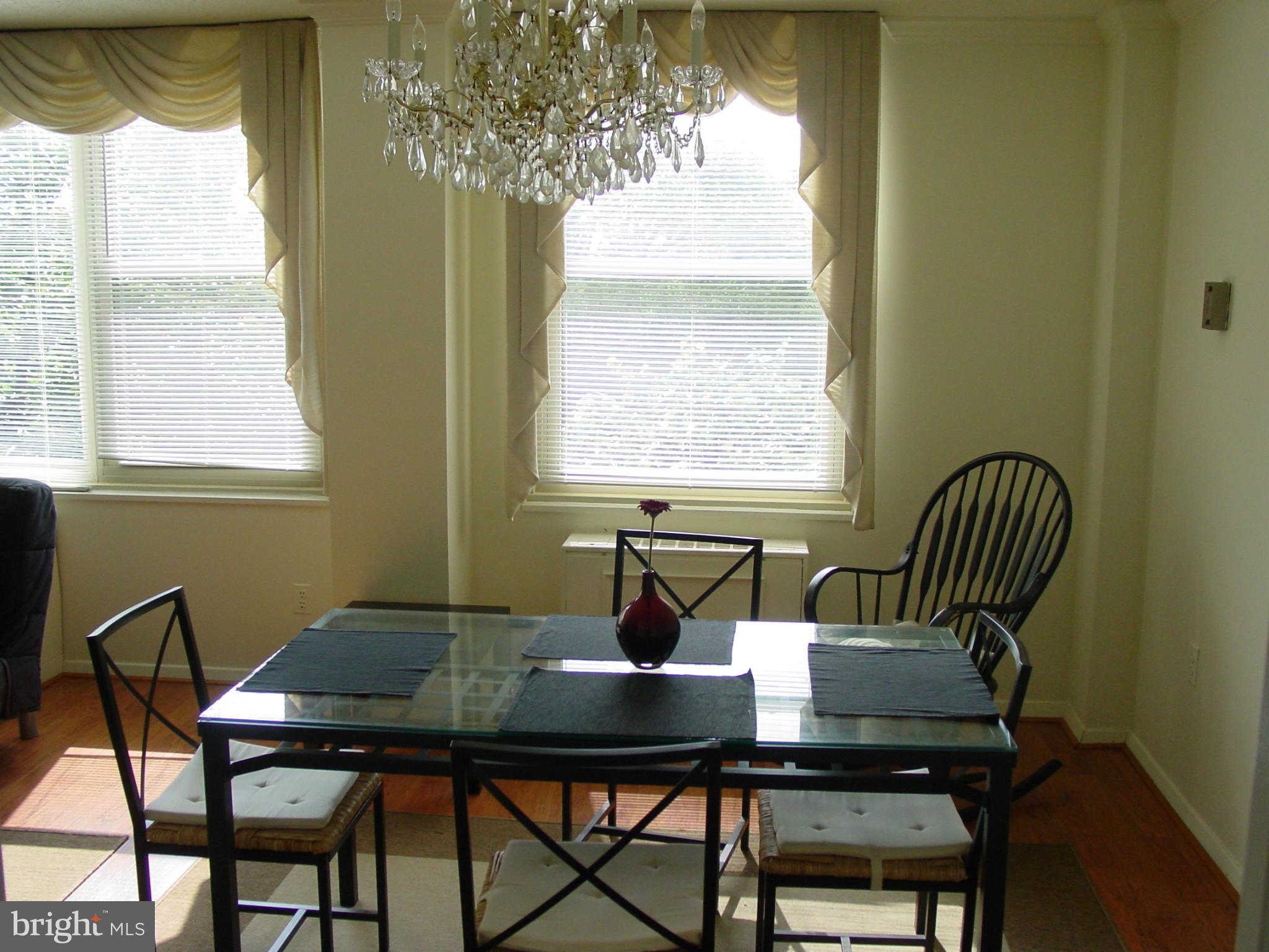 4401 Roland Avenue, Unit 212 Baltimore, MD 21210 - Photo 8 of 17 Dining Room