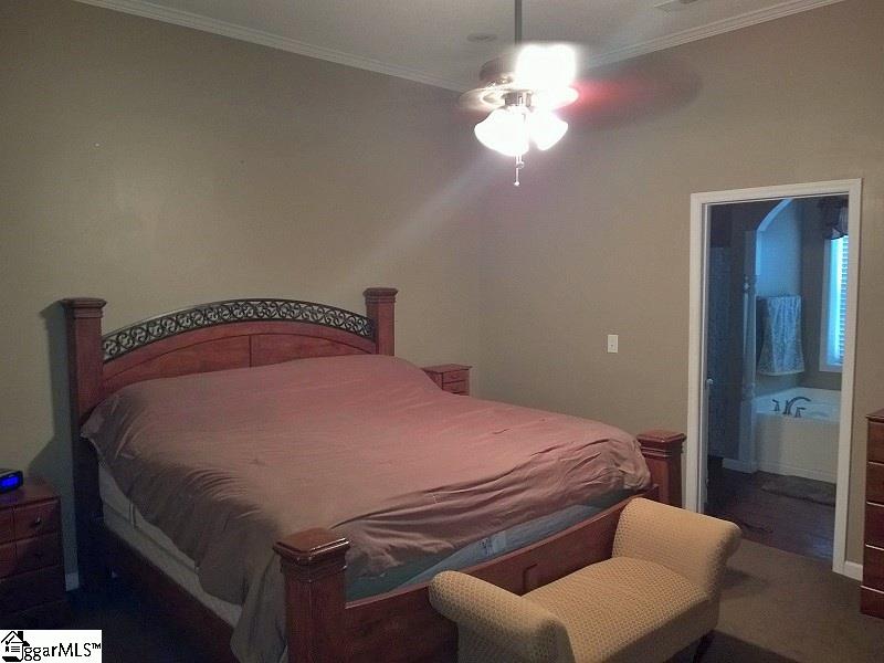 2059 Edwards Lake Road Greer, SC 29651 - Photo 14 of 15