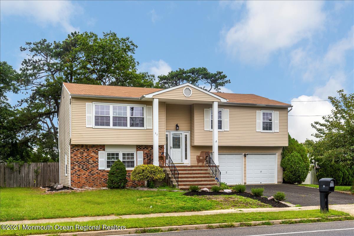 57 Newtons Corner Road Howell, NJ 07731 - Photo 1 of 32 57NewtonsCorner_0001
