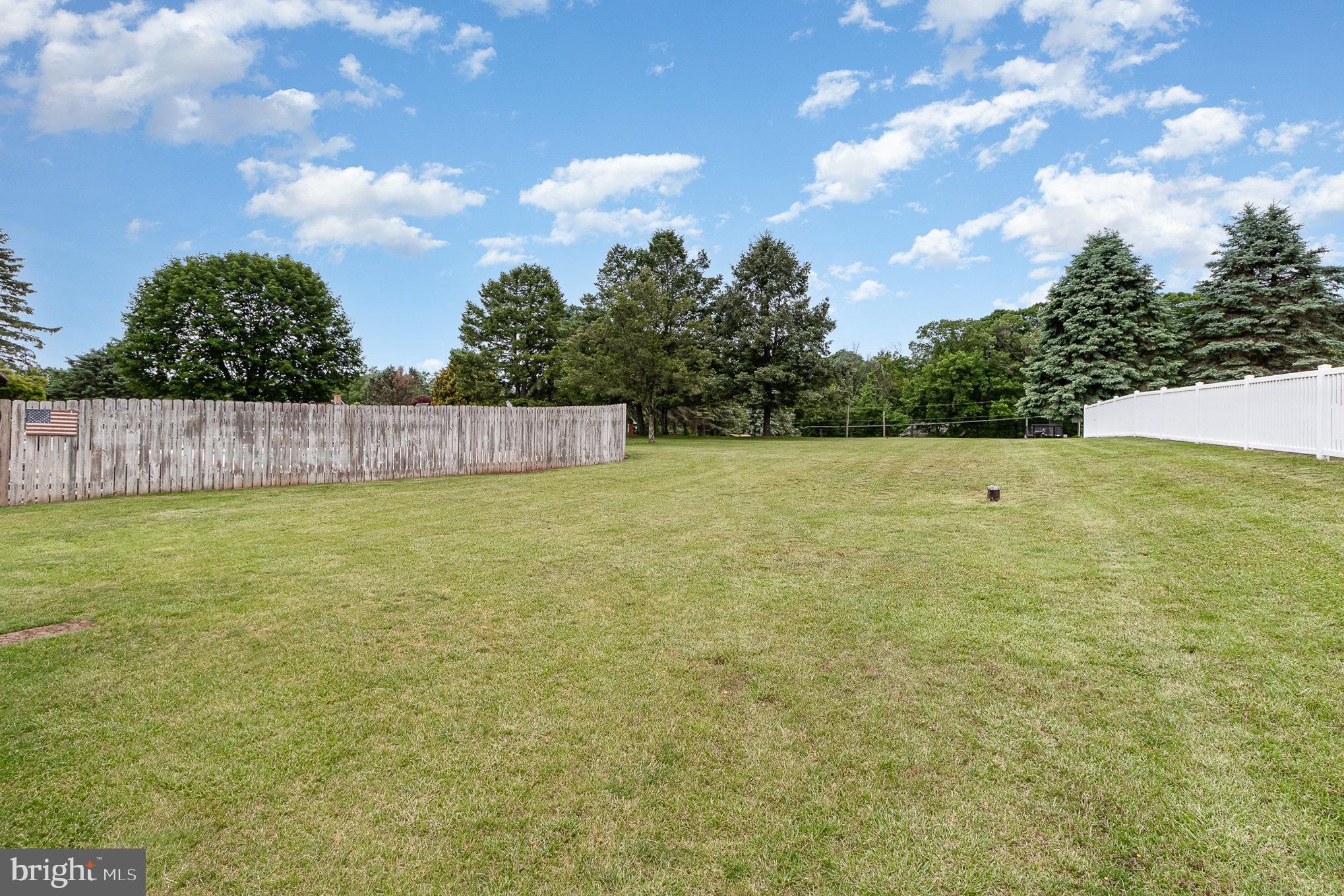 44 Hill Top Road Halifax, PA 17032 - Photo 28 of 40 view of outdoor space and yard