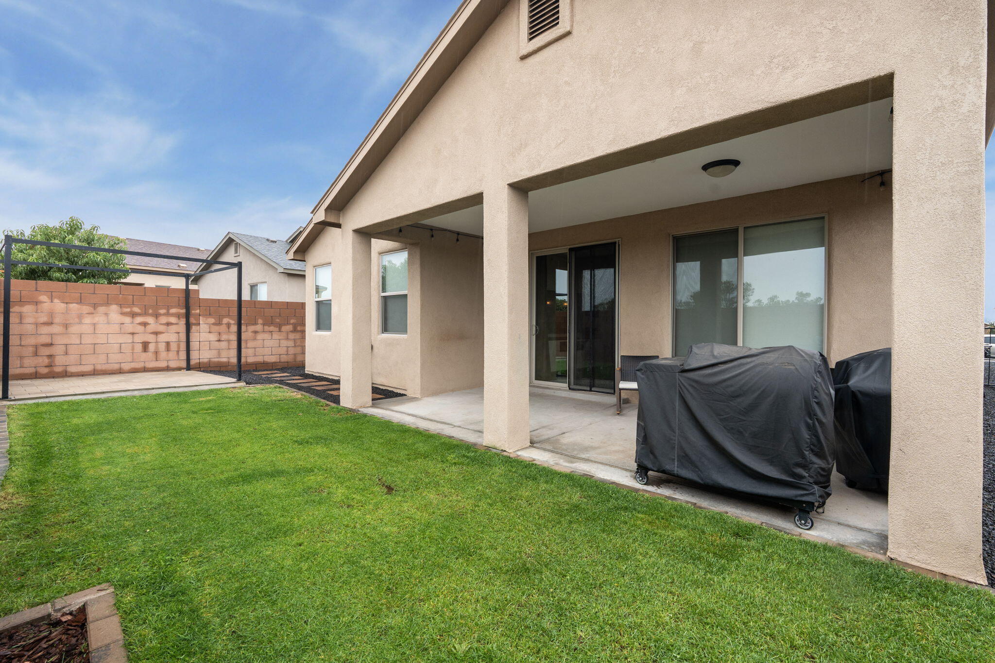 4141 Crowned Eagle Loop Northeast Rio Rancho, NM 87144 - Photo 6 of 39 Gallery Image 6