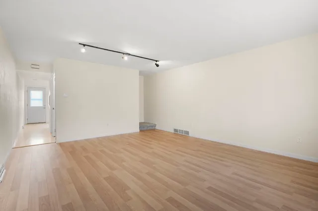 $279,000 | 315 Nautilus Drive, Madison, WI 53705