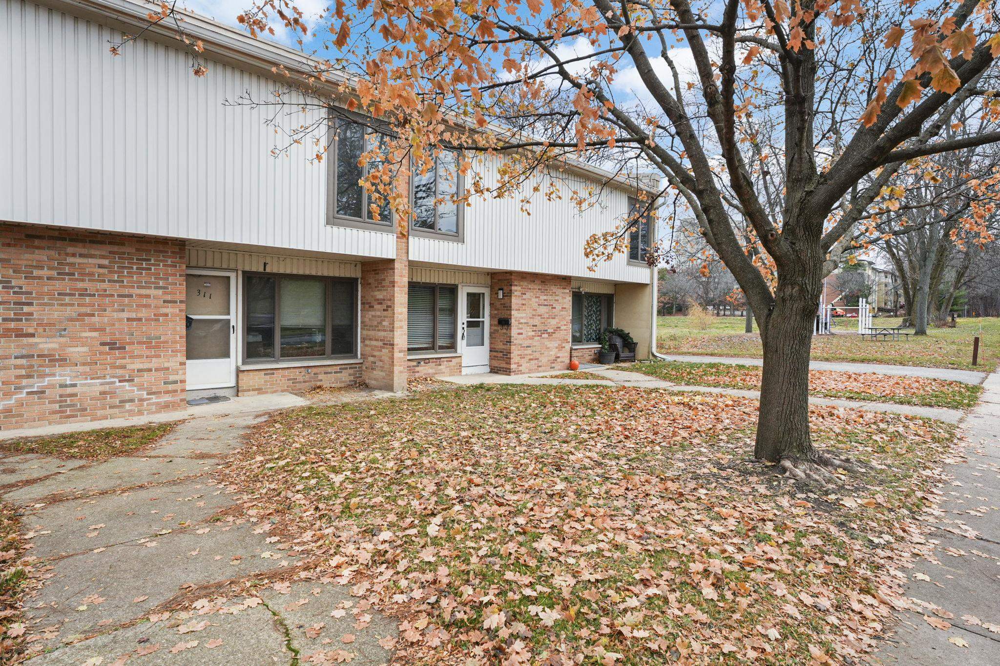 315 Nautilus Drive Madison, WI 53705 - Photo 3 of 45