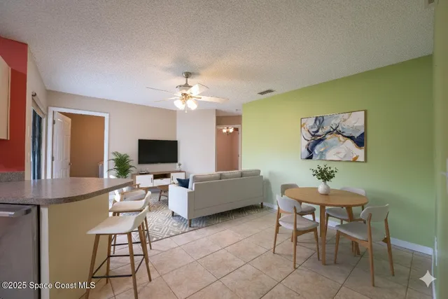 $2,000 | 2390 Queens Street Southeast, Palm Bay, FL 32909