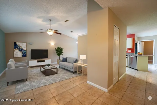 $2,000 | 2390 Queens Street Southeast, Palm Bay, FL 32909