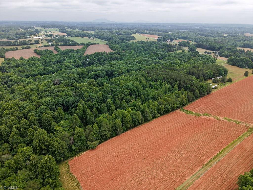2025 Lace Knoll Road East Bend, NC 27018 - Photo 35 of 42