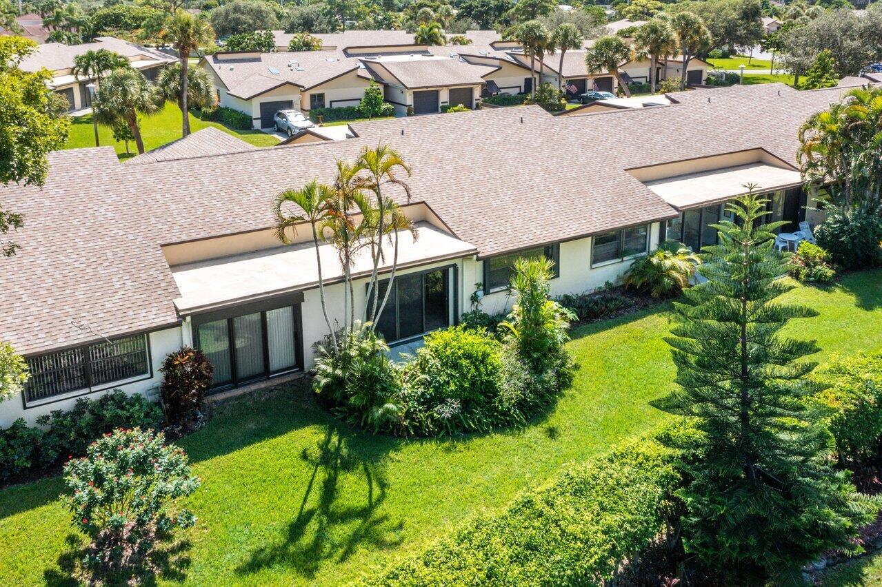 9 Ridge Pointe Drive, Unit E Boynton Beach, FL 33435 - Photo 30 of 36 030-9RidgePointeDrive-BoyntonBeach-FL-33