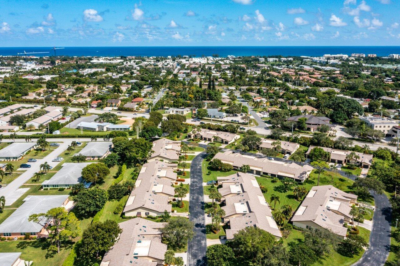 9 Ridge Pointe Drive, Unit E Boynton Beach, FL 33435 - Photo 34 of 36 034-9RidgePointeDrive-BoyntonBeach-FL-33